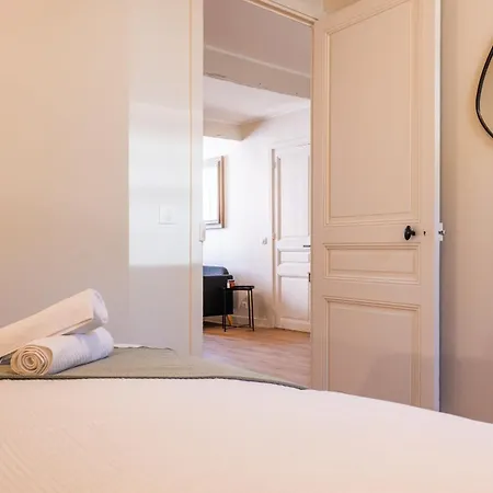 Rare ! Stylish Duplex In The Heart Of Appartement
