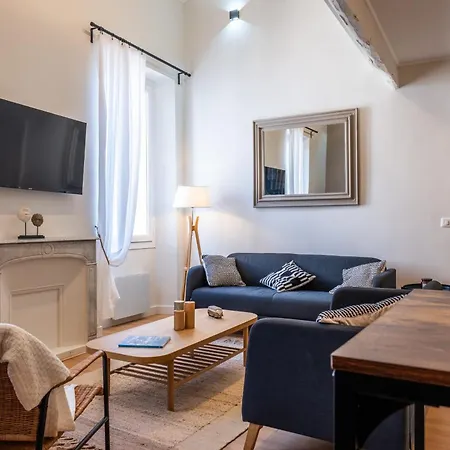 Rare ! Stylish Duplex In The Heart Of *