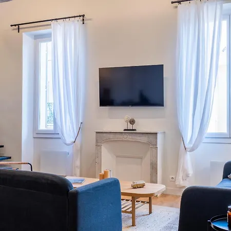 Rare ! Stylish Duplex In The Heart Of